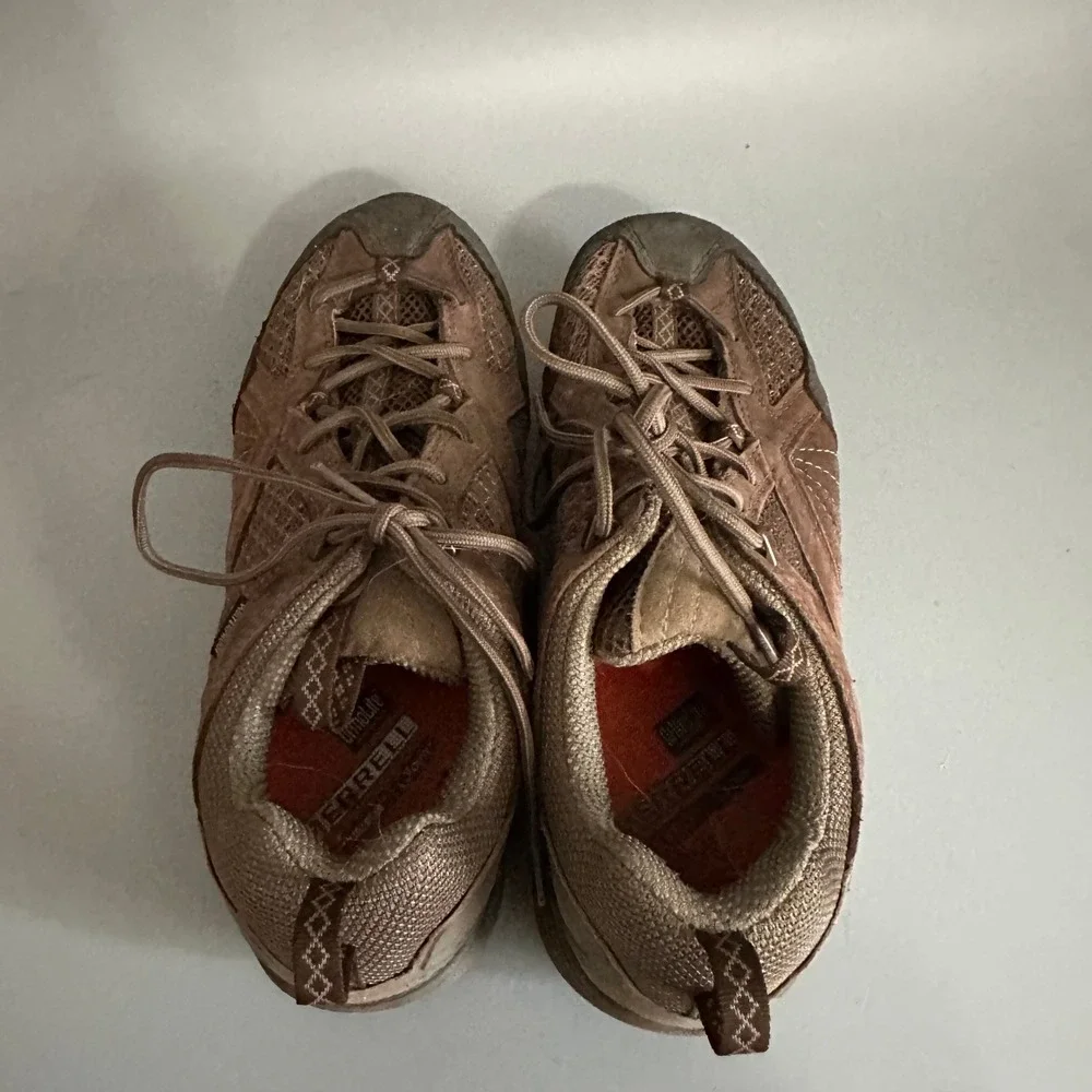 Merrell avian light